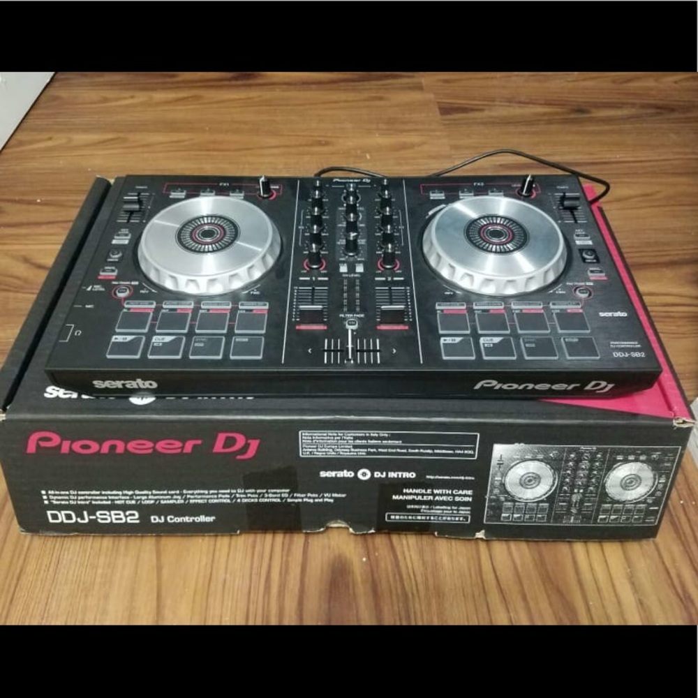 Pioneer DJ SB2 Controller